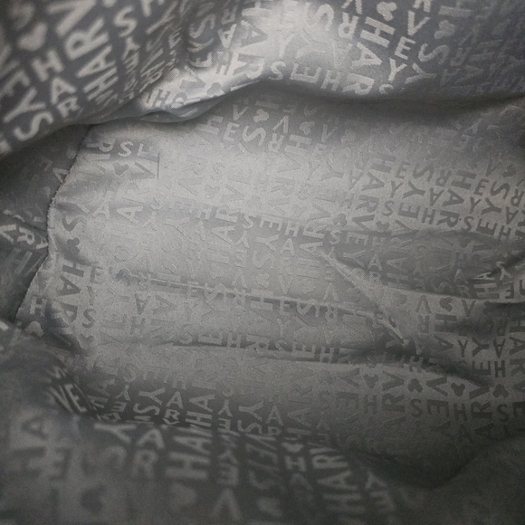 Harveys Autopia Tote in Black and Red - Picture 8 of 9